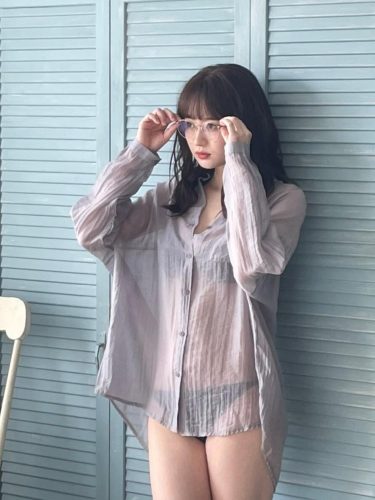 【画像】メガネ女子の水着グラビアってエロイよね