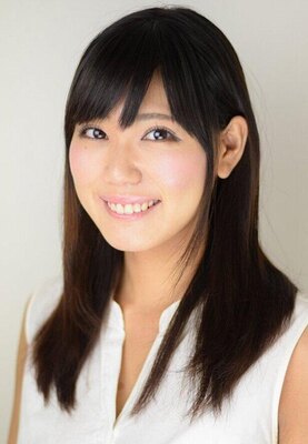 グラドル篠原冴美、“裸マフラー”でふわふわボディー披露　「使い方天才」「いろいろ見えてる」と反響